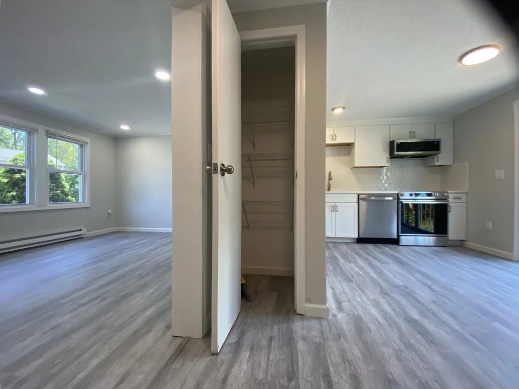 270 Sunderland, Worcester