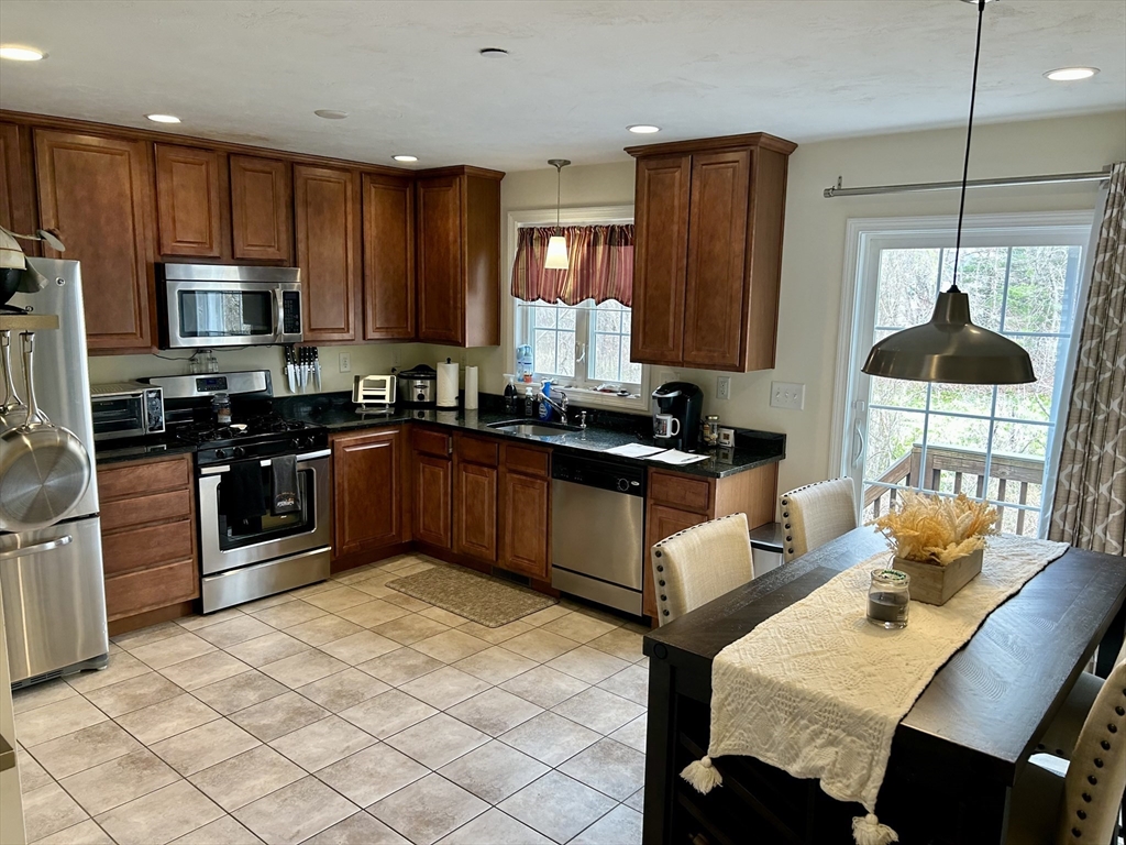 41 Boston Rd, Billerica