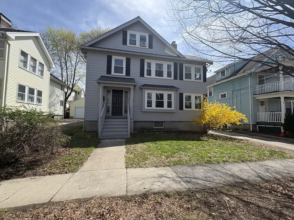 11 Channing Rd, Watertown