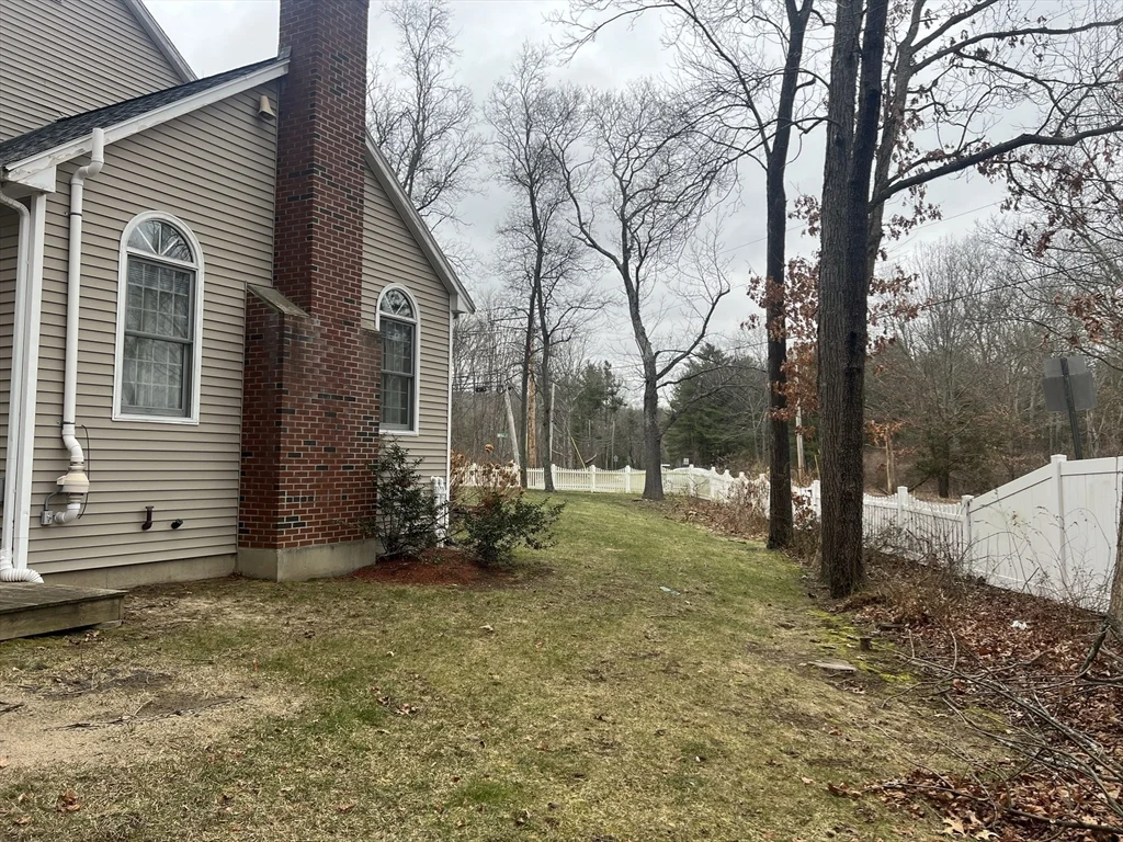 1565 West St, Wrentham