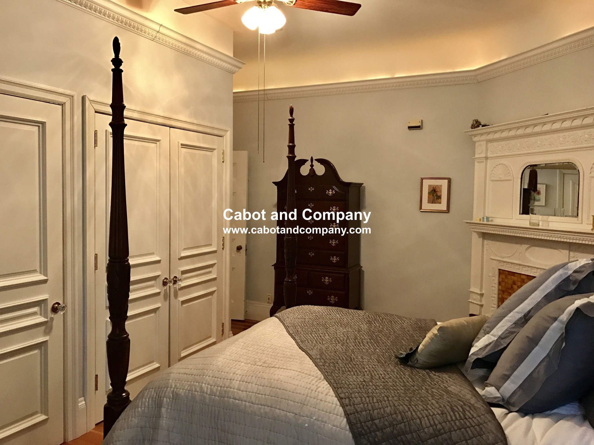 290 Commonwealth Ave, Back Bay