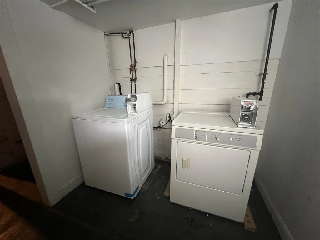 229 Belmont St, Belmont