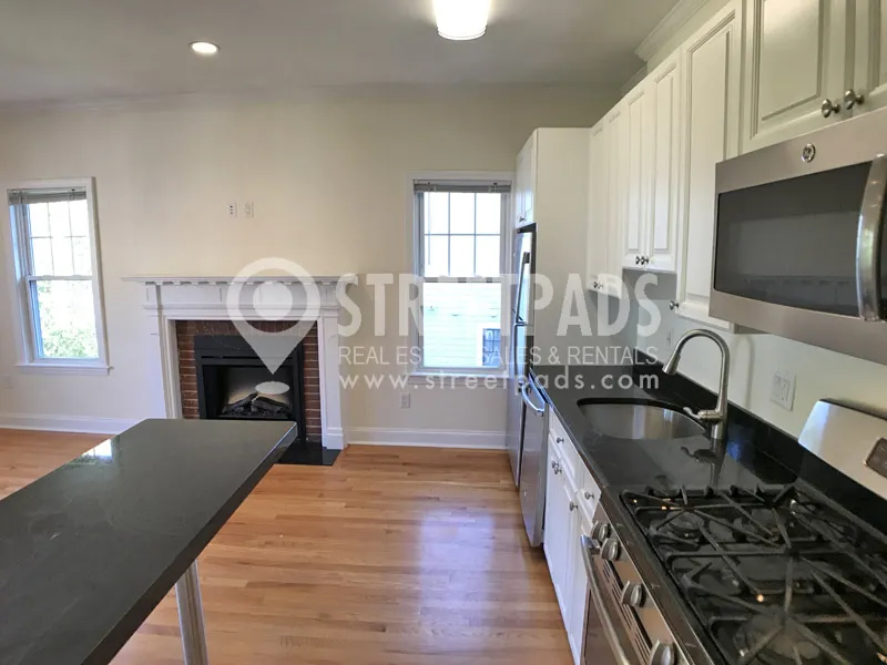 65 Langdon St, Neighborhood Nine