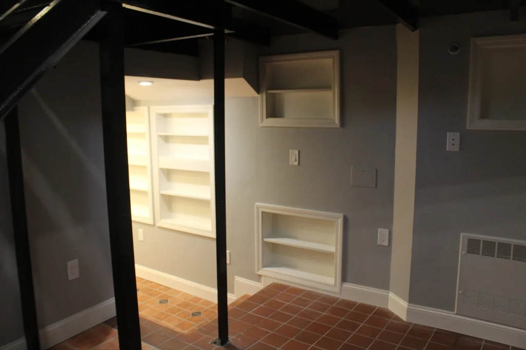 49 Brimmer St, Beacon Hill