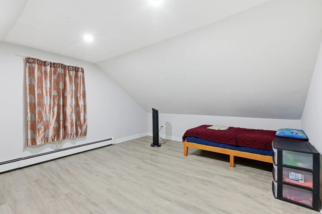 14 Mount Pleasant Ave, Dracut