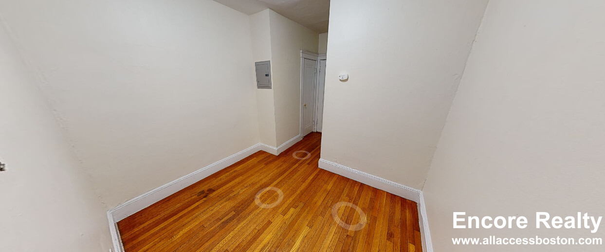 116 Washington St, Brighton