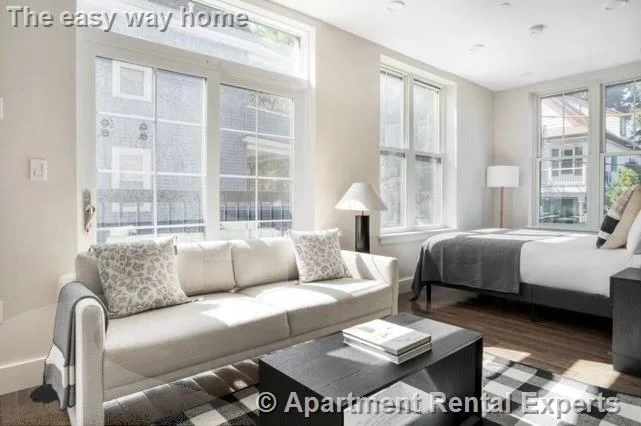 434 Mcgrath Hwy, Prospect Hill