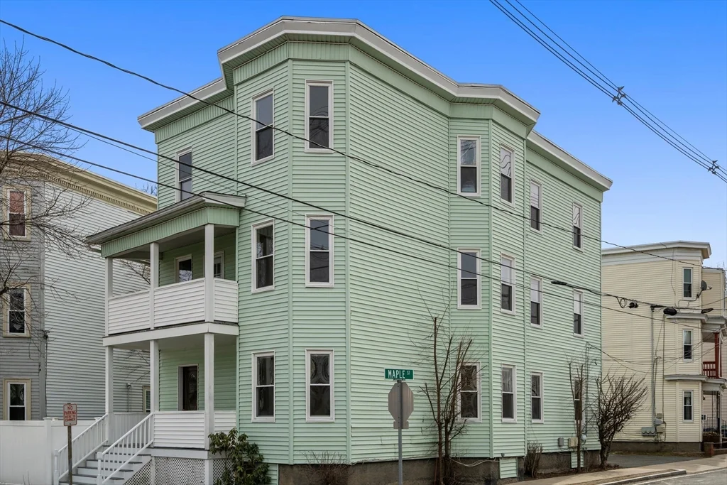 99 Beech St, Belmont