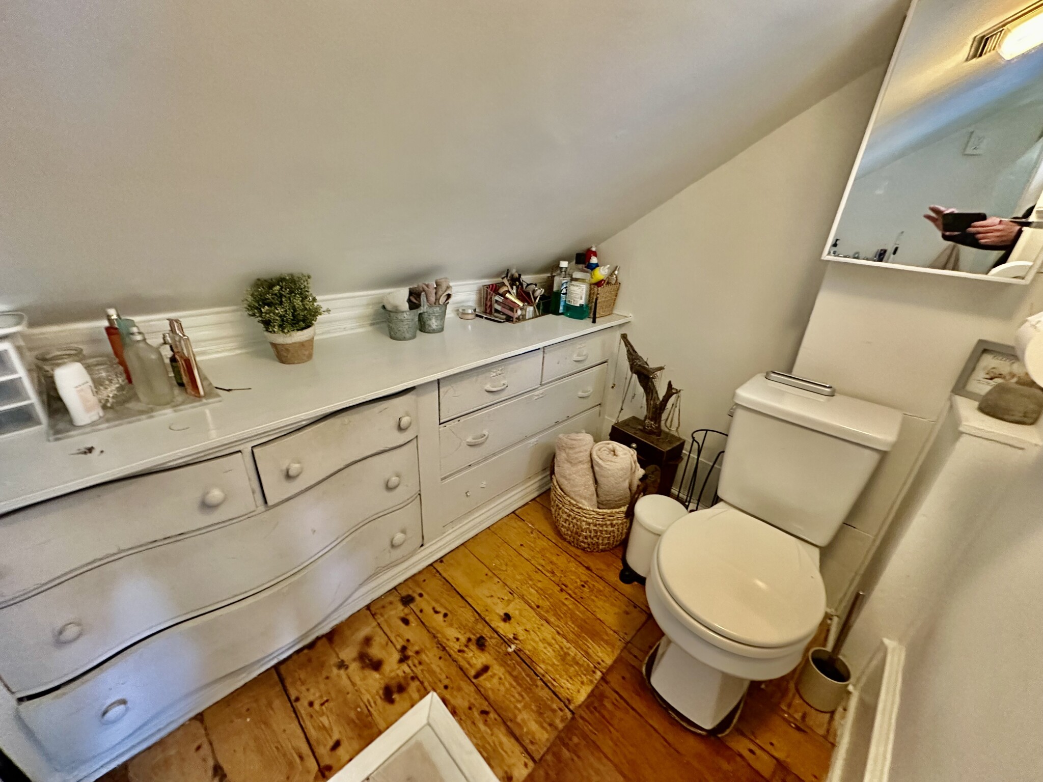 32 Irving St, Beacon Hill