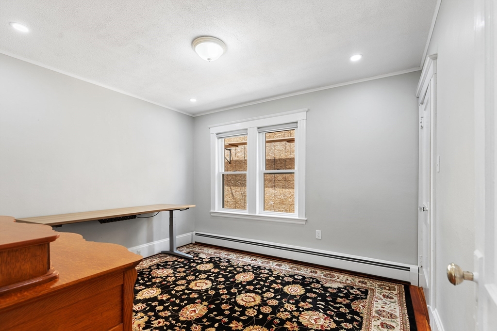 14 Corinthian Rd, Tufts