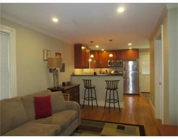 6 Bristol St, Wellington-Harrington