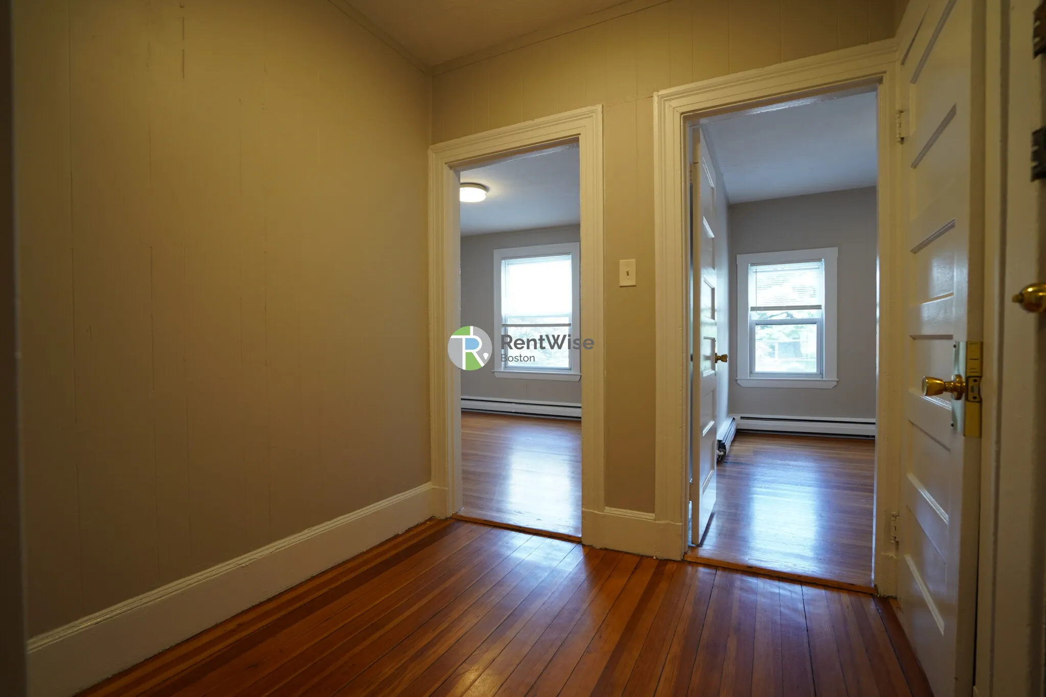 4 Ashford Ct, Allston