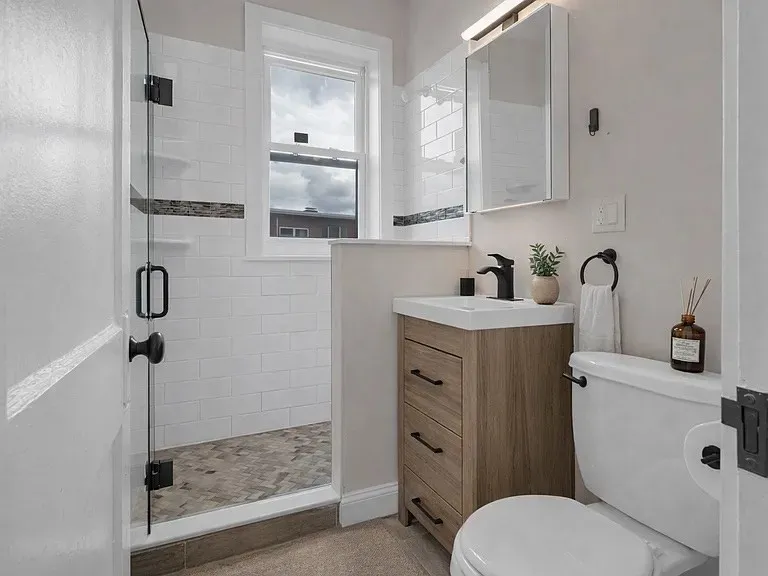 321 Summit Ave, Brighton