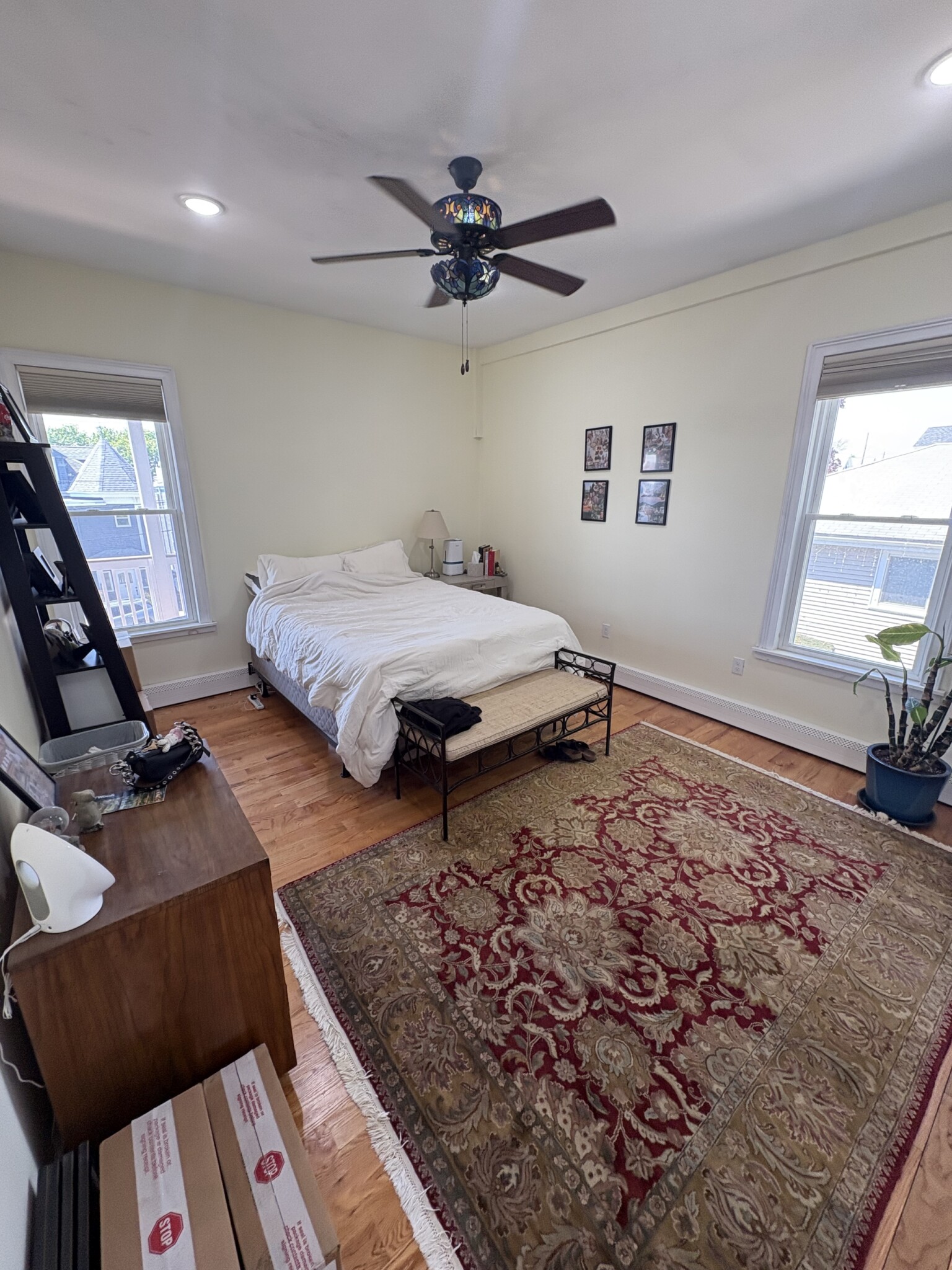 100 Summit Ave, Winthrop