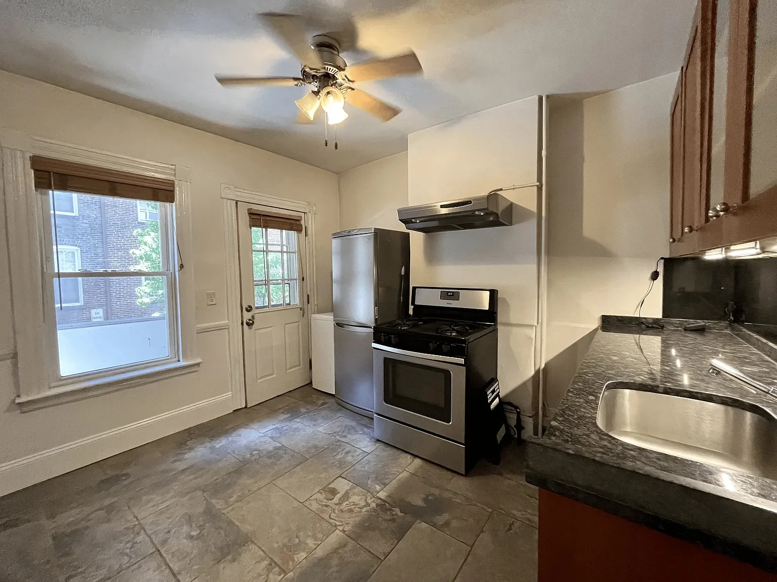 49 Saint Germain St, Back Bay