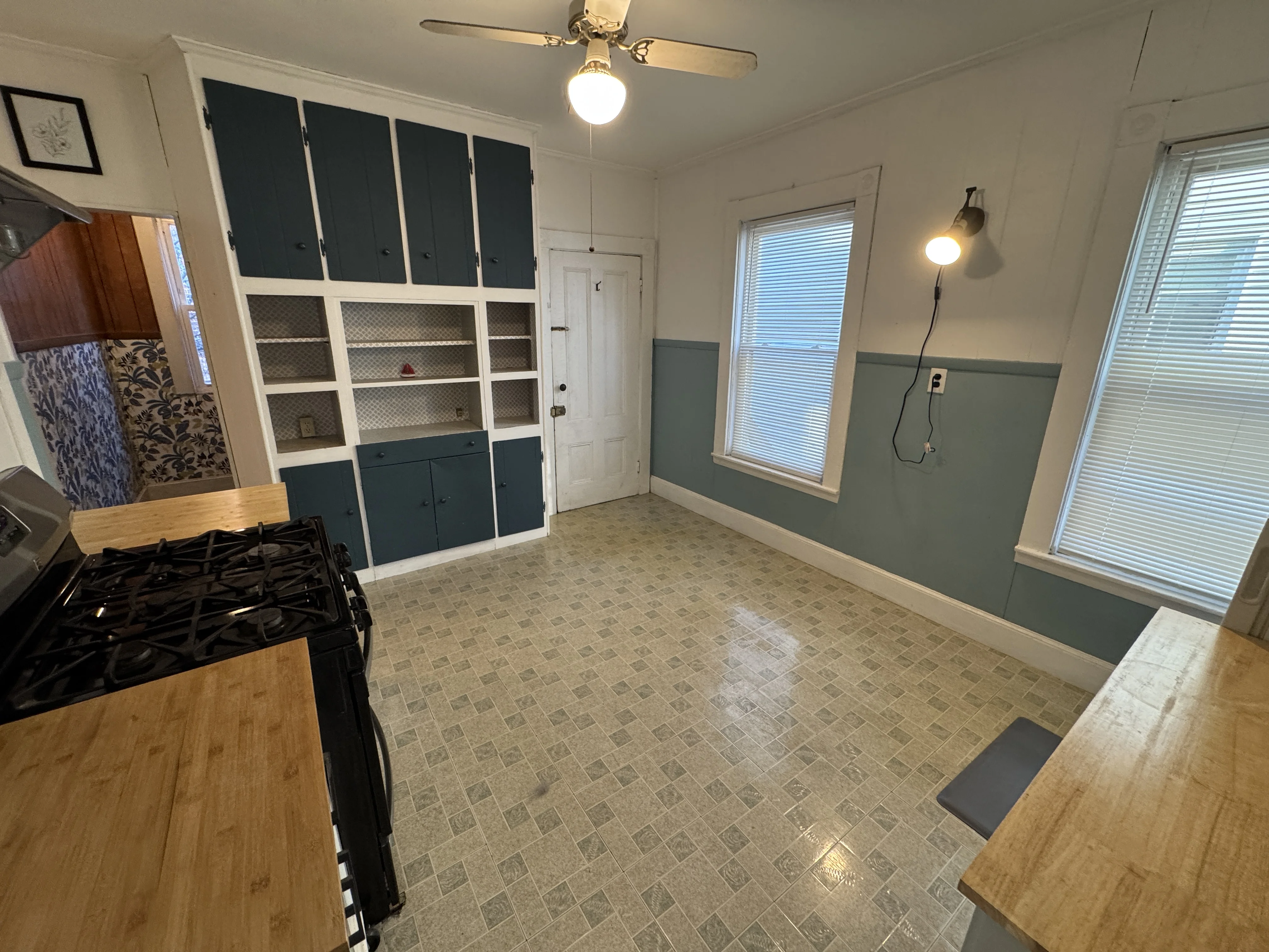 377 Highland Ave, Powder House Square