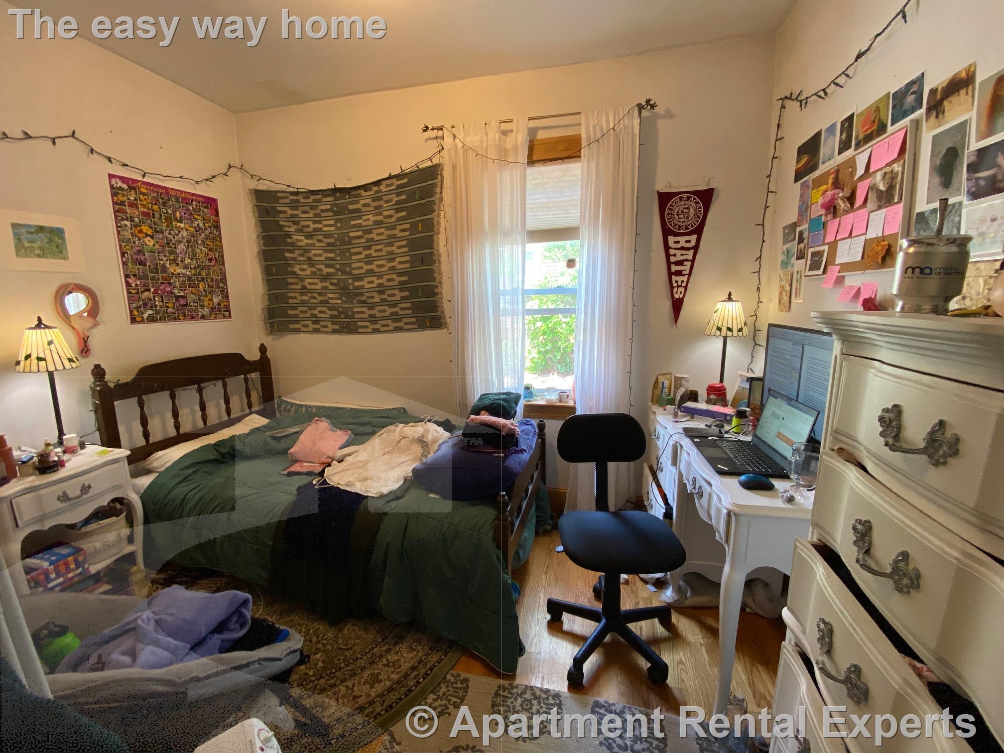 11 Cameron Ave, Davis Square