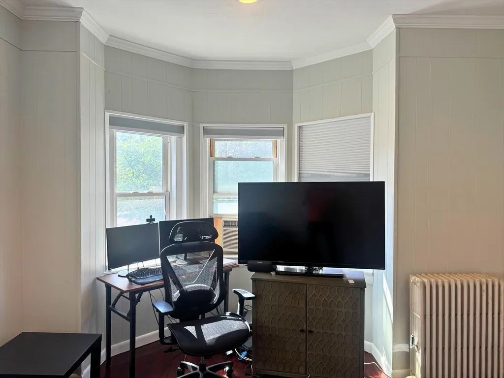 3 Englewood Ave, Columbus Park