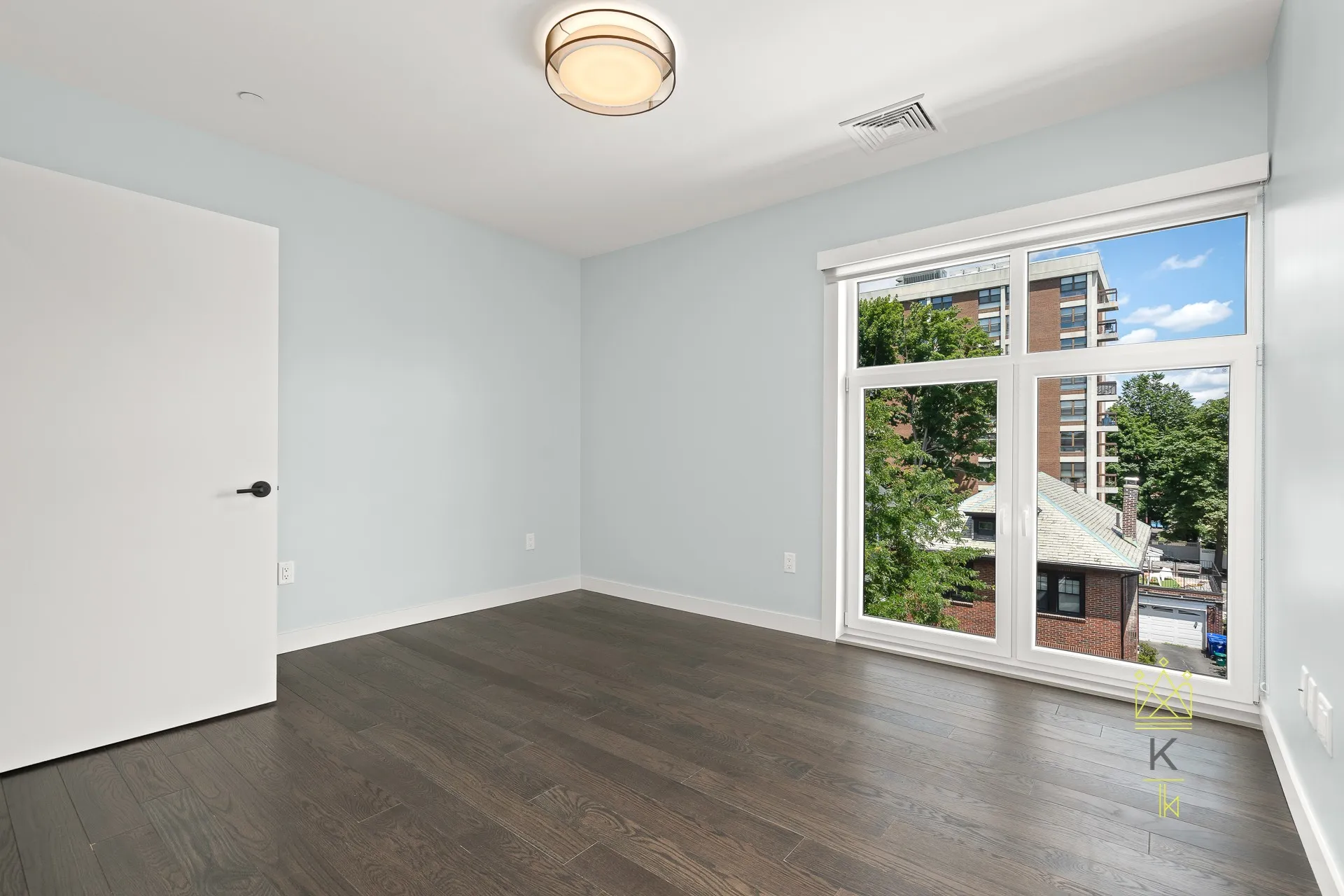 54 Auburn St, Coolidge Corner