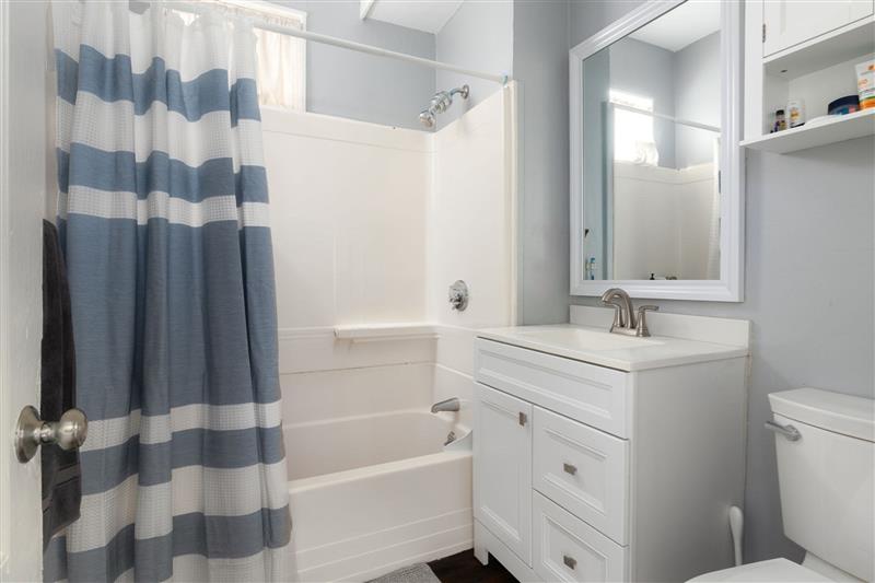 368 Washington St, The Port