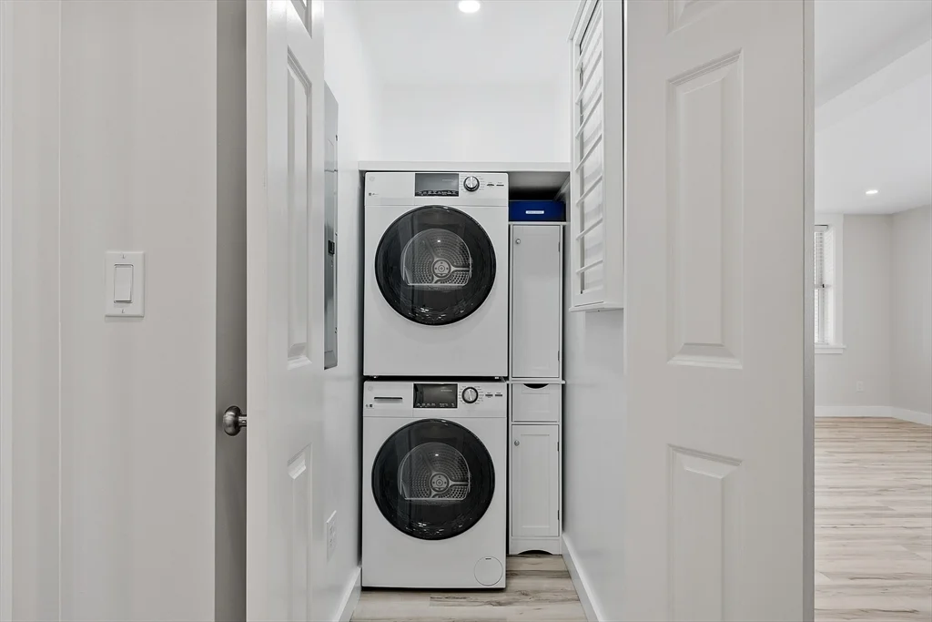 40 Atlantic Ave, Rockport