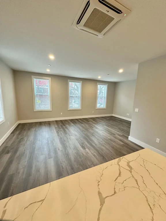 32 Norwood St, Dorchester