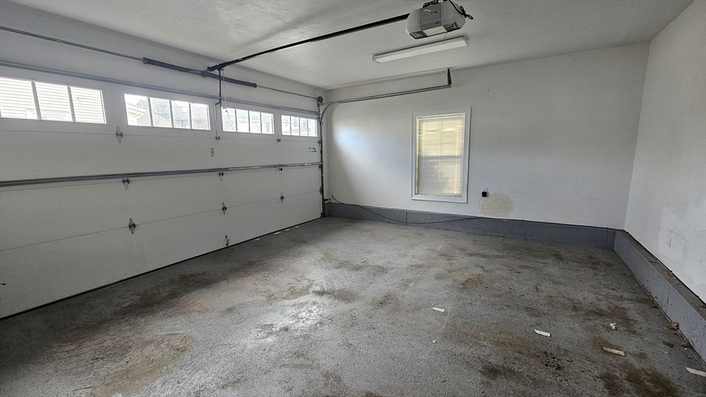 43 Hammond St, Waltham