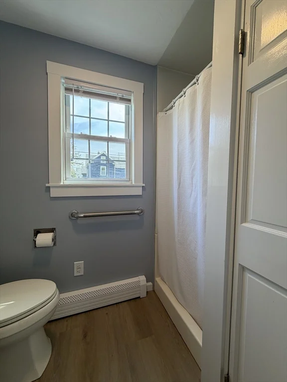 326 N Main St, North Brookfield