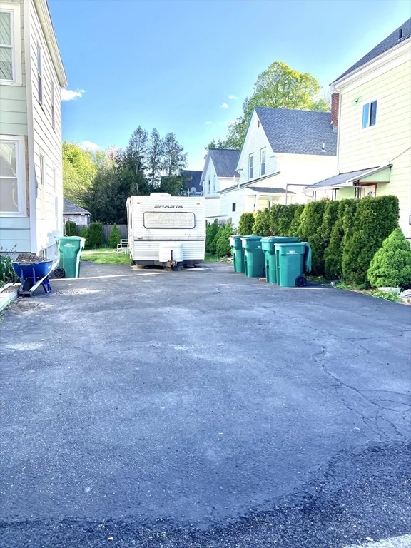 798 Summer St, Lynn