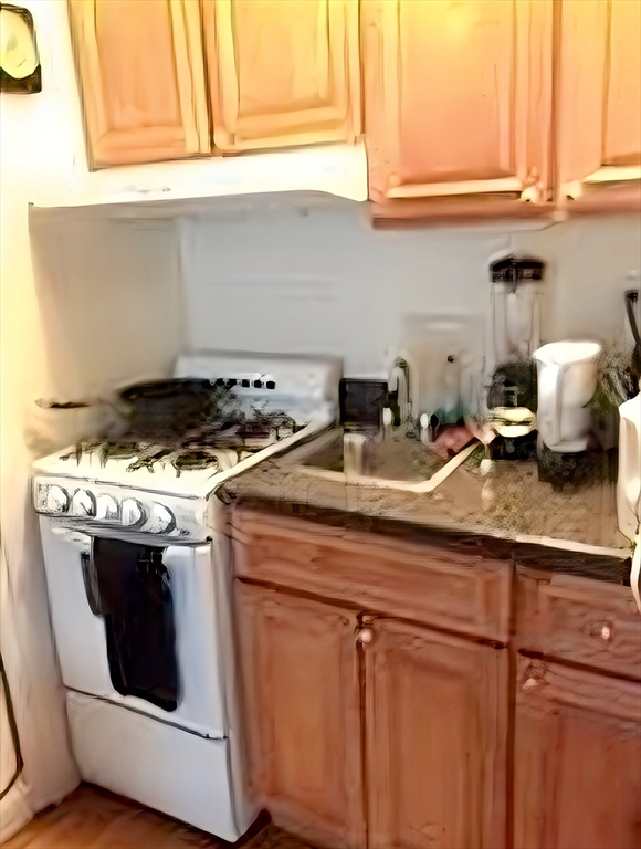 42 Dean Rd, Brookline