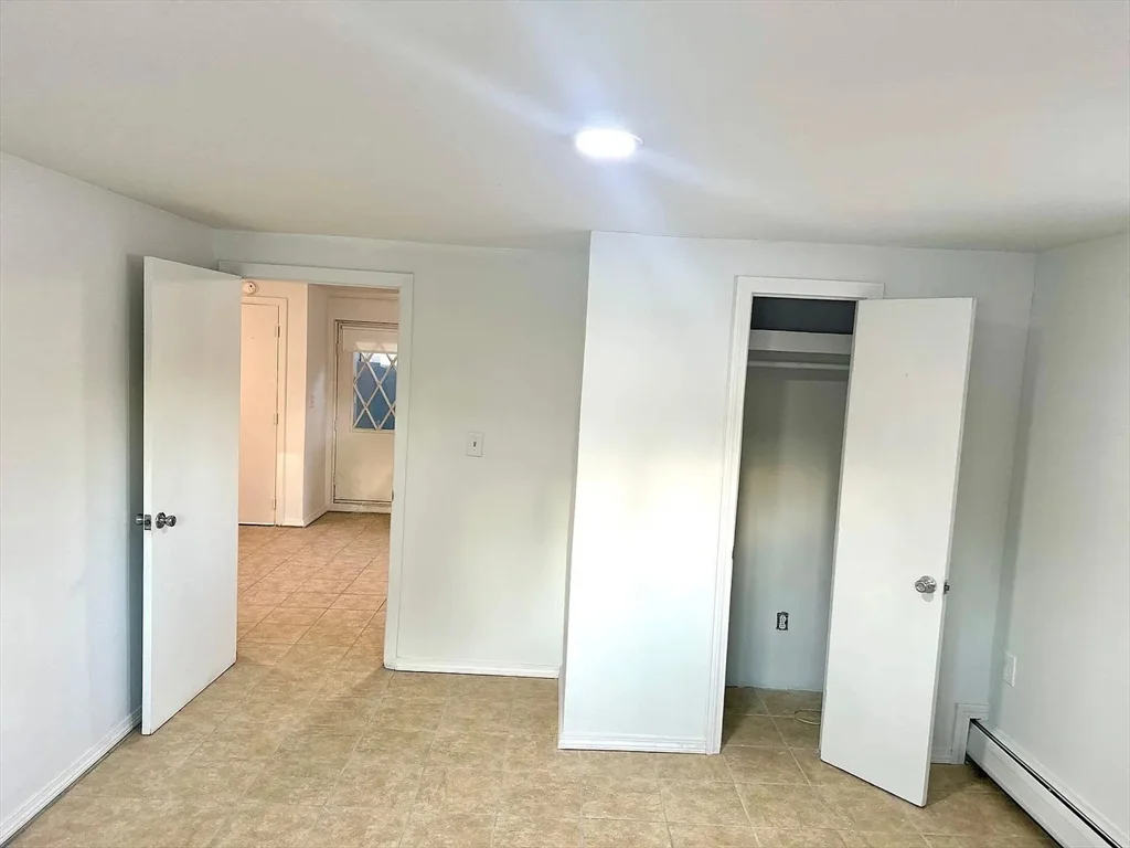 21 Maplewood St, West Roxbury