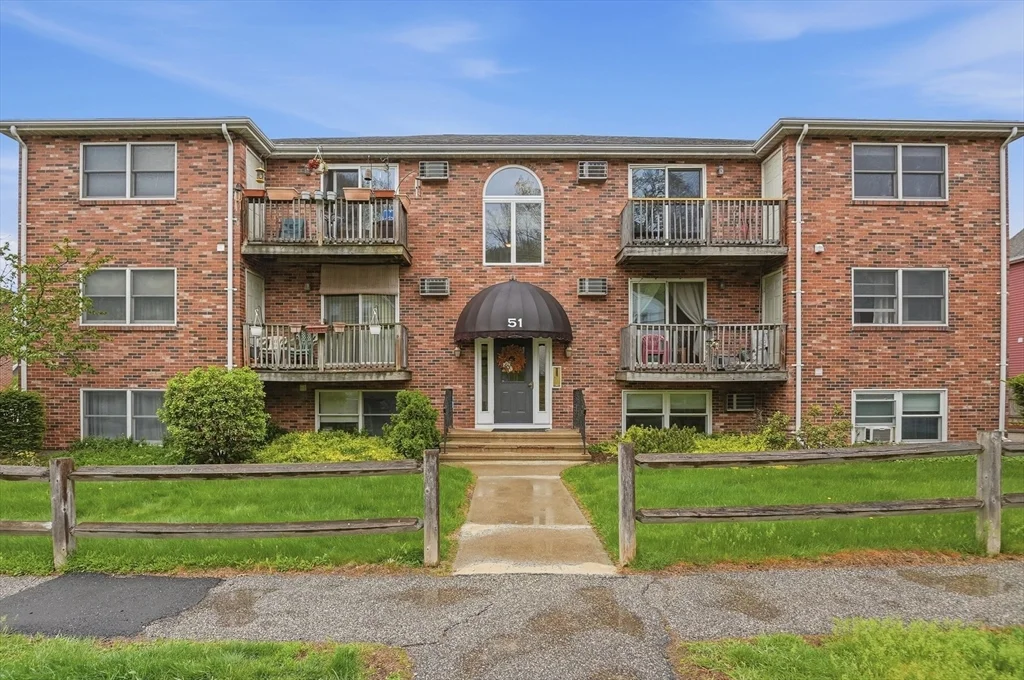 51 Alvarado Ave, Worcester