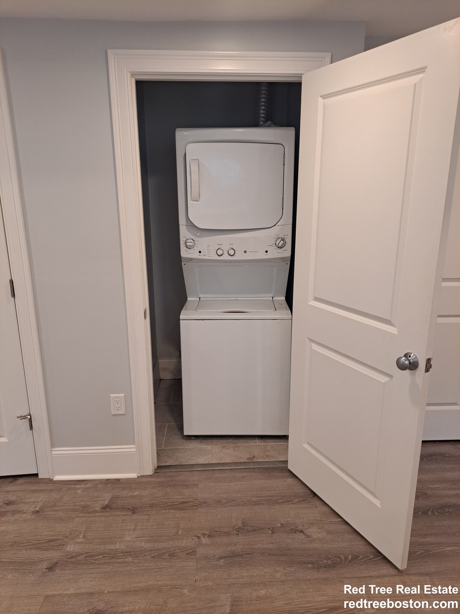 120 Kenrick St, Oak Square