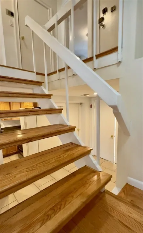 12 Follen St, Back Bay