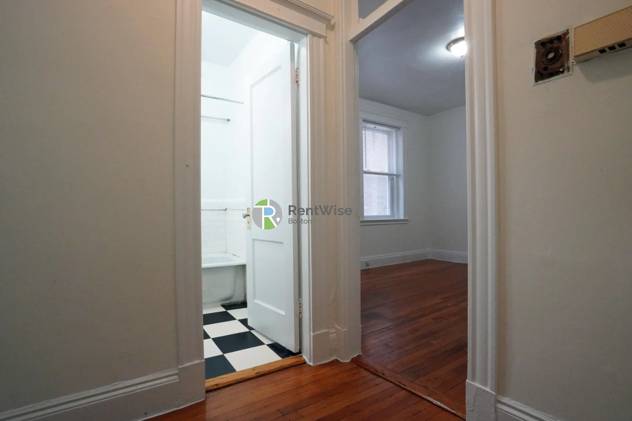 14 Orkney Rd, Brighton