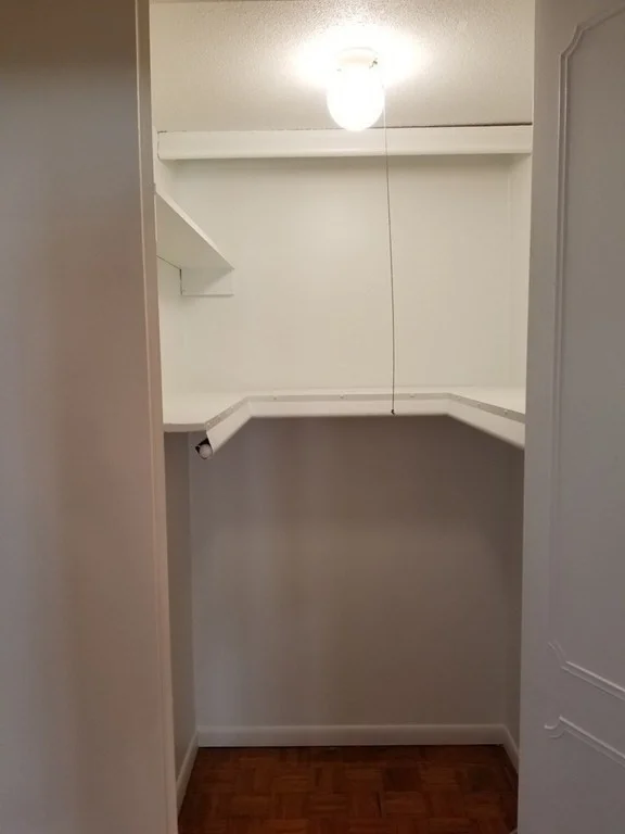 169 Lake Shore, Brighton