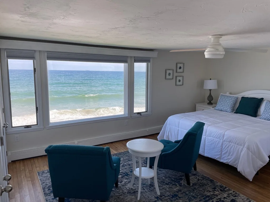 254 Foster Ave, Marshfield