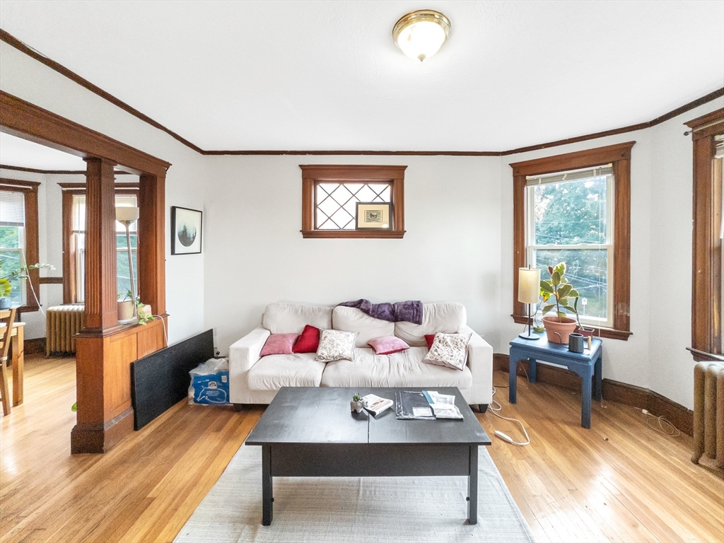 26 St Rose St, Jamaica Plain