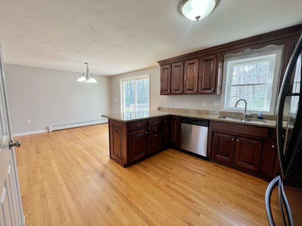 78 Bayberry Rd, Townsend