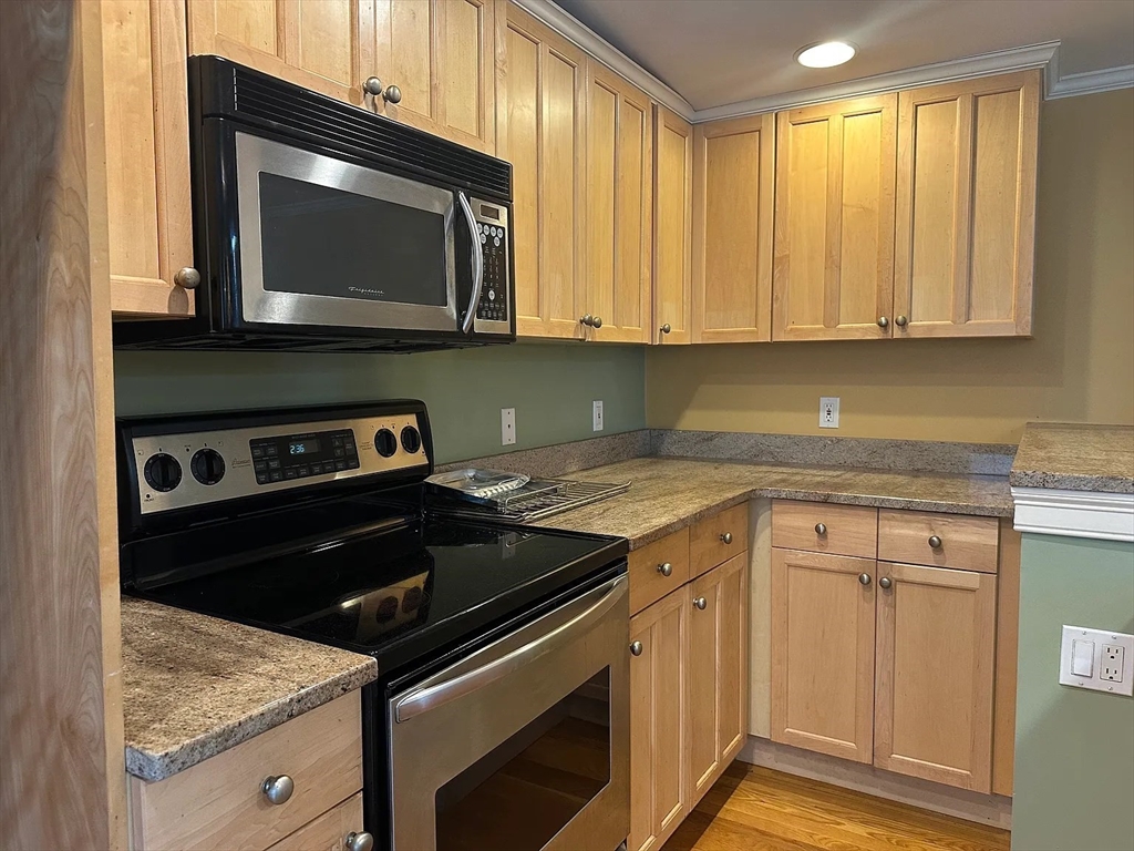 46 Spring St, East Cambridge