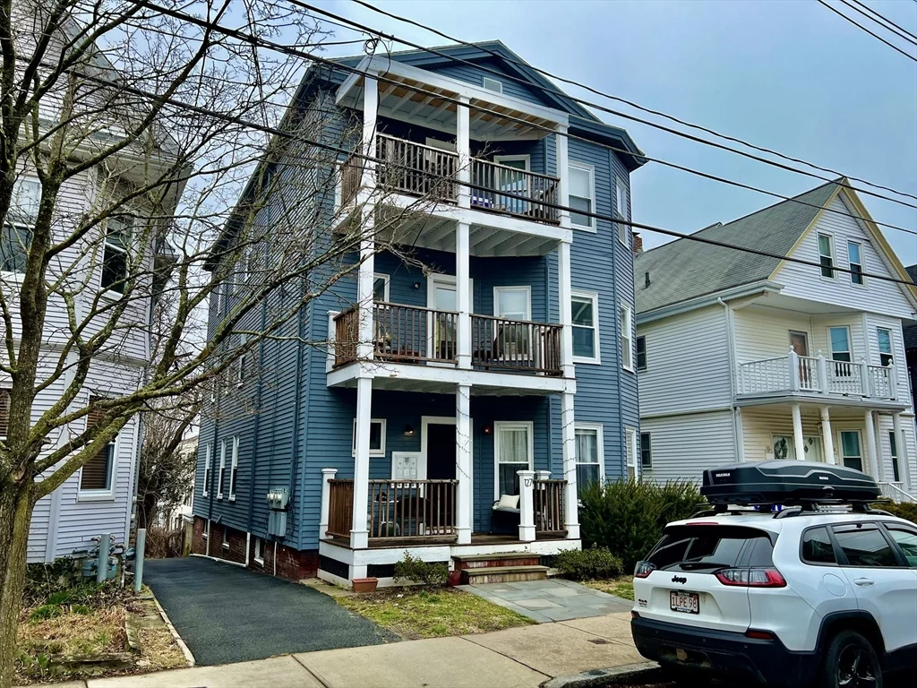 127 Hudson, Spring Hill