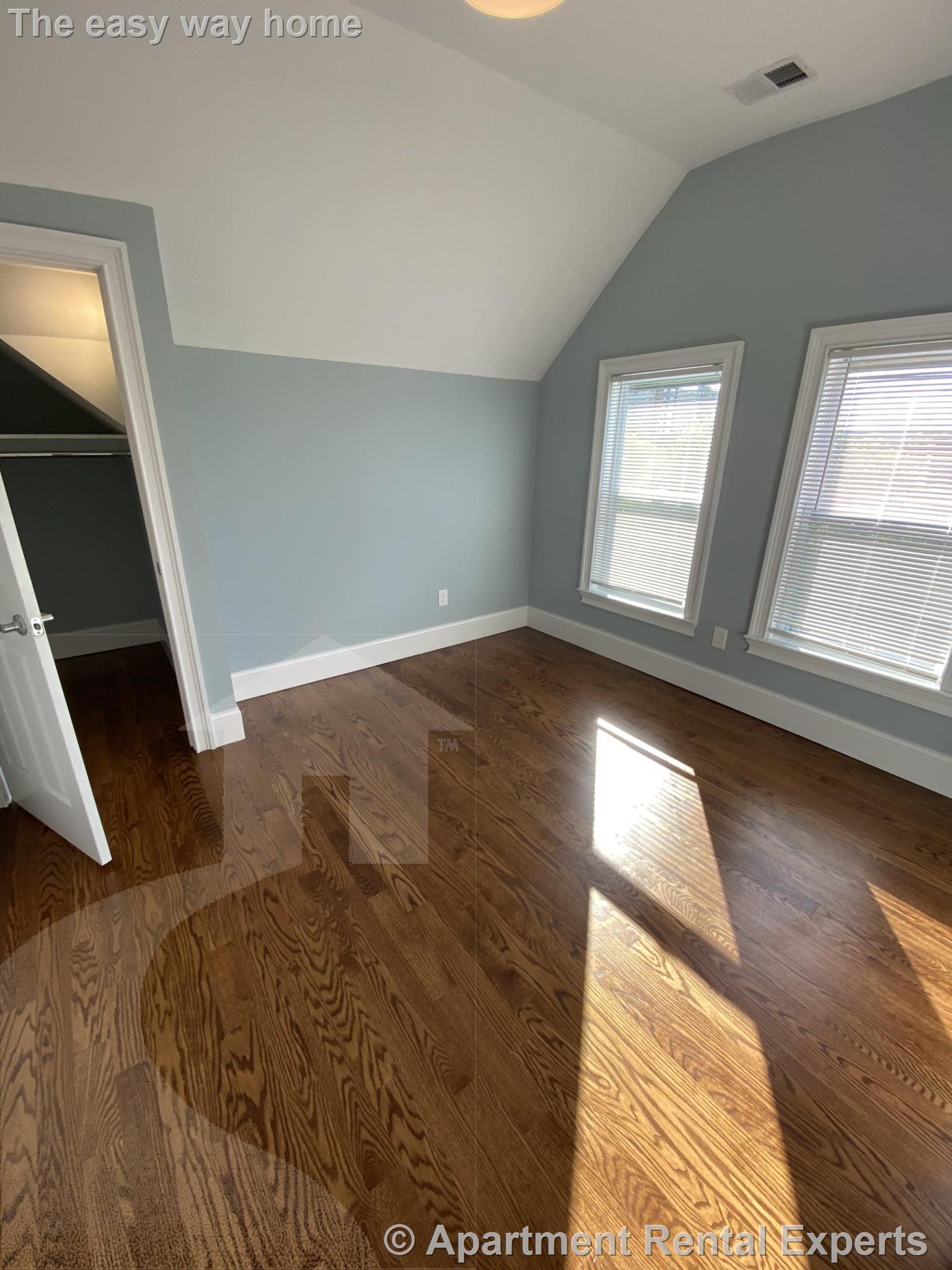 3-5 Hamilton Rd, Teele Square