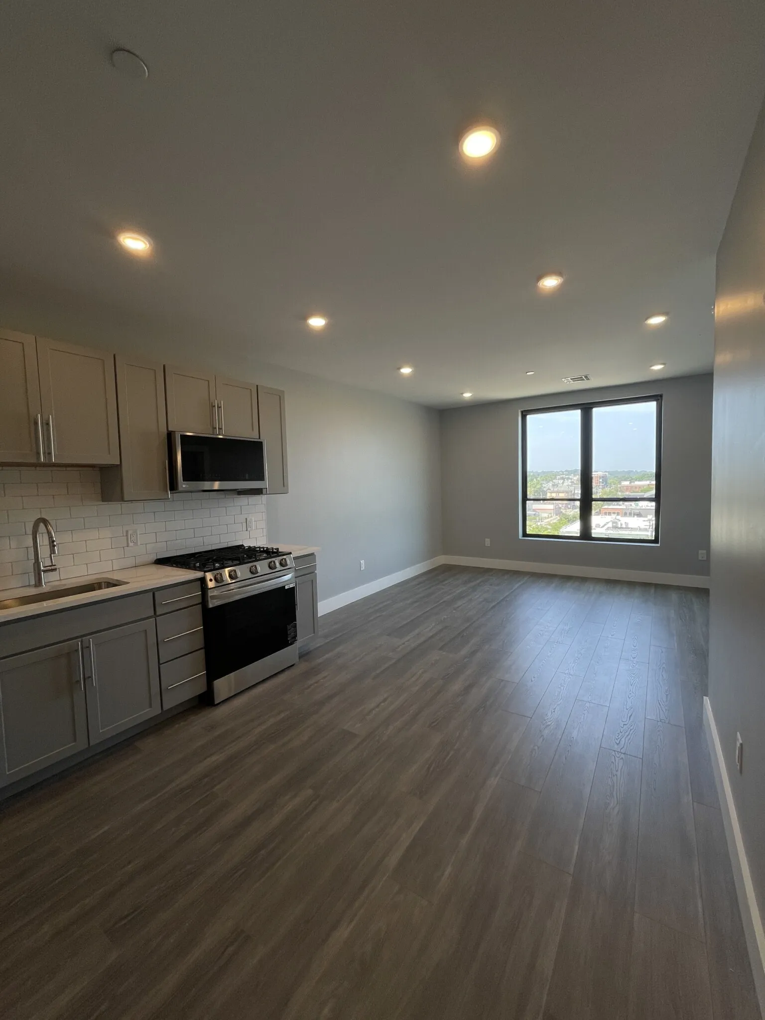 365 Western Ave, Brighton