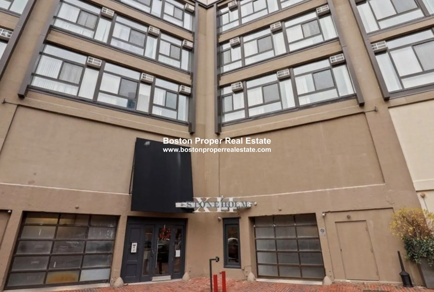 12 Stoneholm St, Fenway