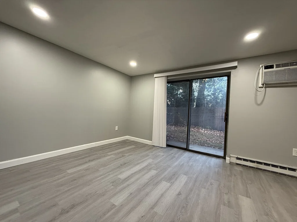 1186 Worcester Rd, Framingham