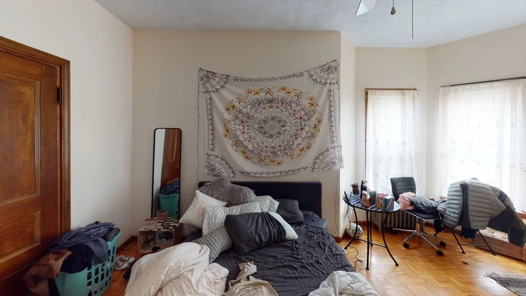 240 School St, Winter Hill