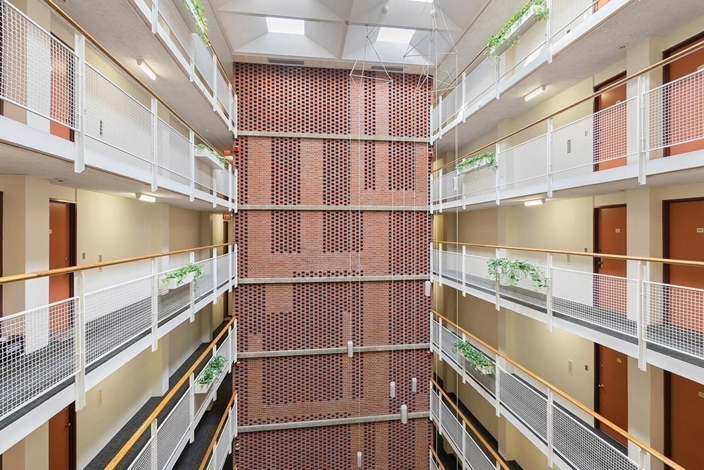 29 Concord Ave, Harvard Square