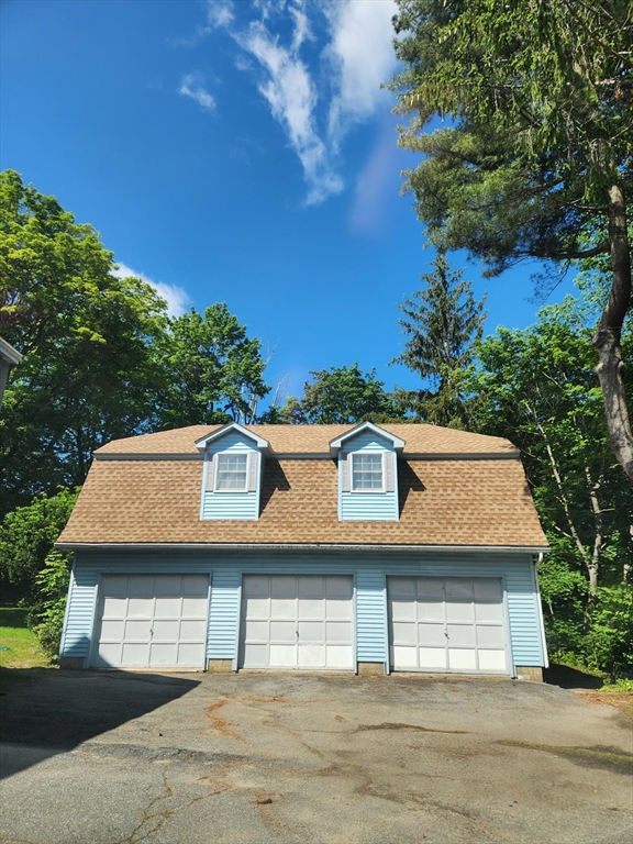 285 Main St, Spencer