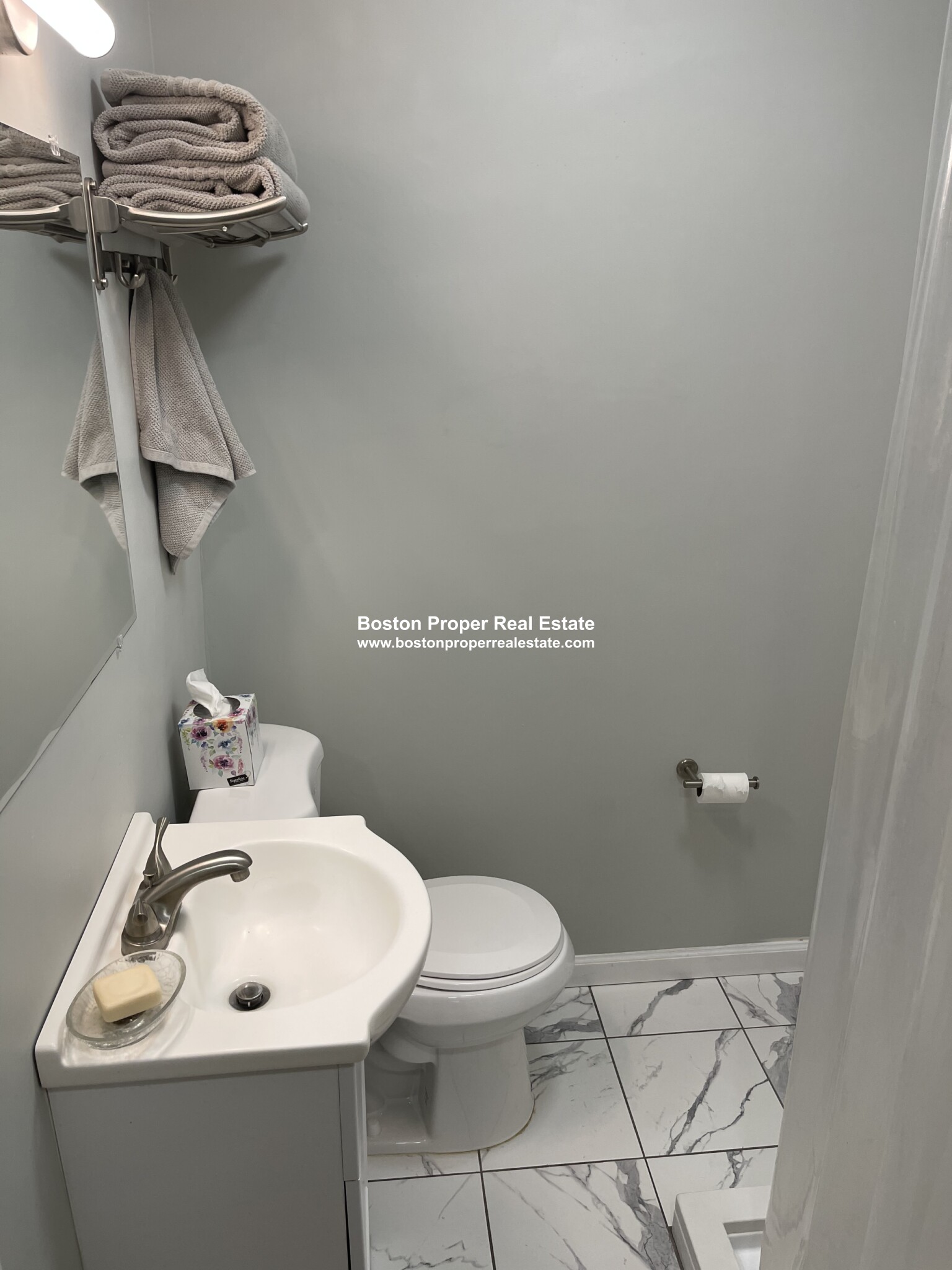 133 Newbury St, Back Bay