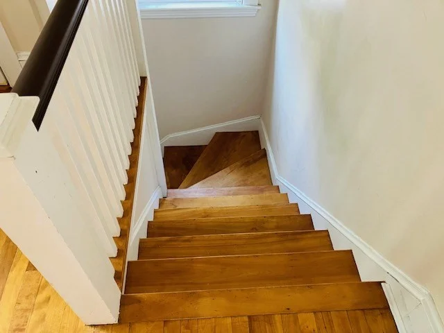 414 Lovell, West Side